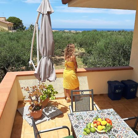 Bed and Breakfast Casanonnavittoria Terrasini Exterior foto