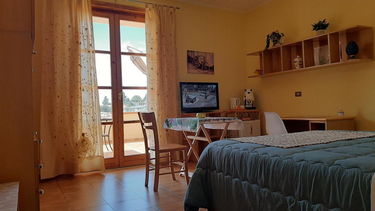 Bed and Breakfast Casanonnavittoria Terrasini Exterior foto